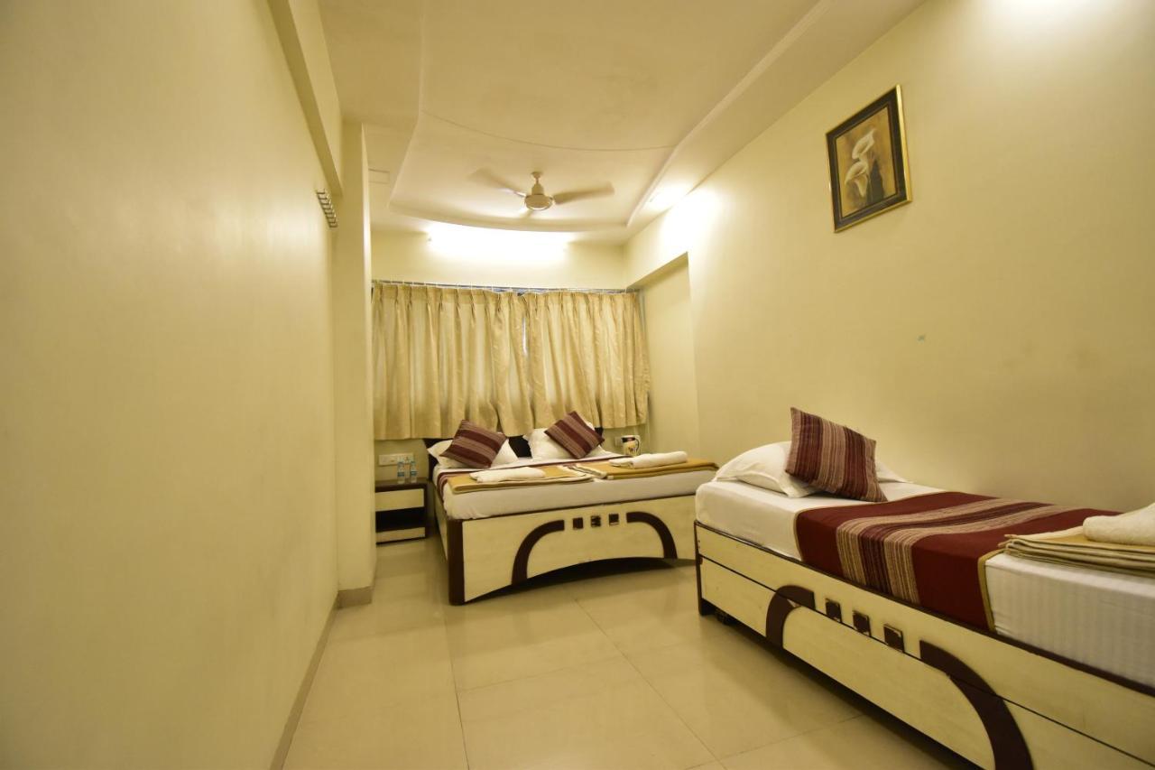 Hotel Kalpana Palace, Mumbai Exterior photo